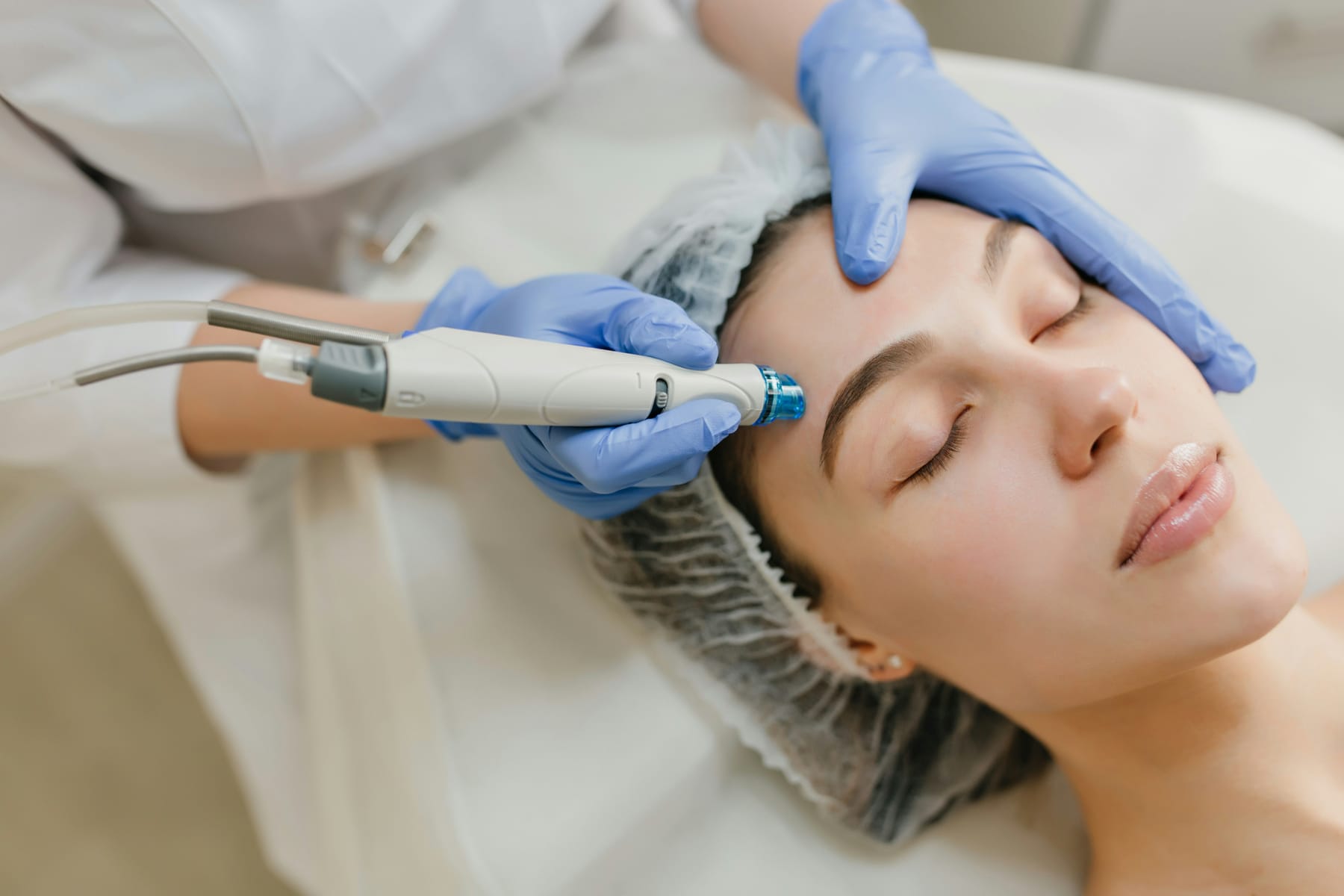 Hydrafacial treatment performed at DermaSelene
